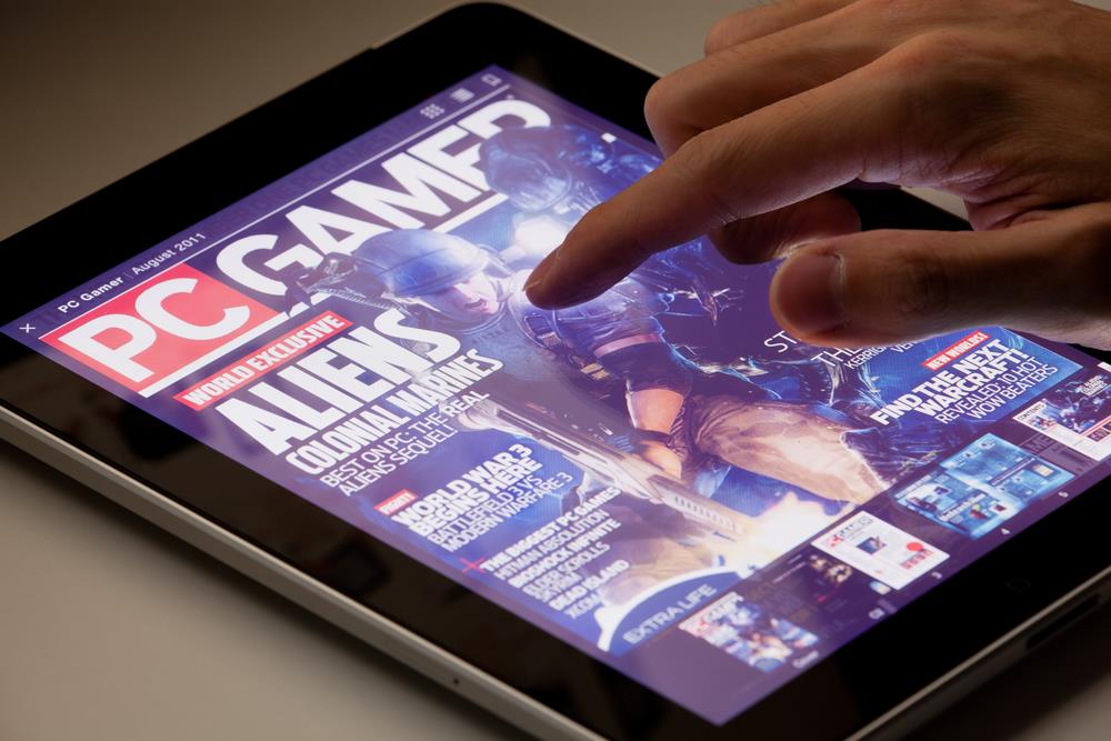 PC gamer on tablet ()