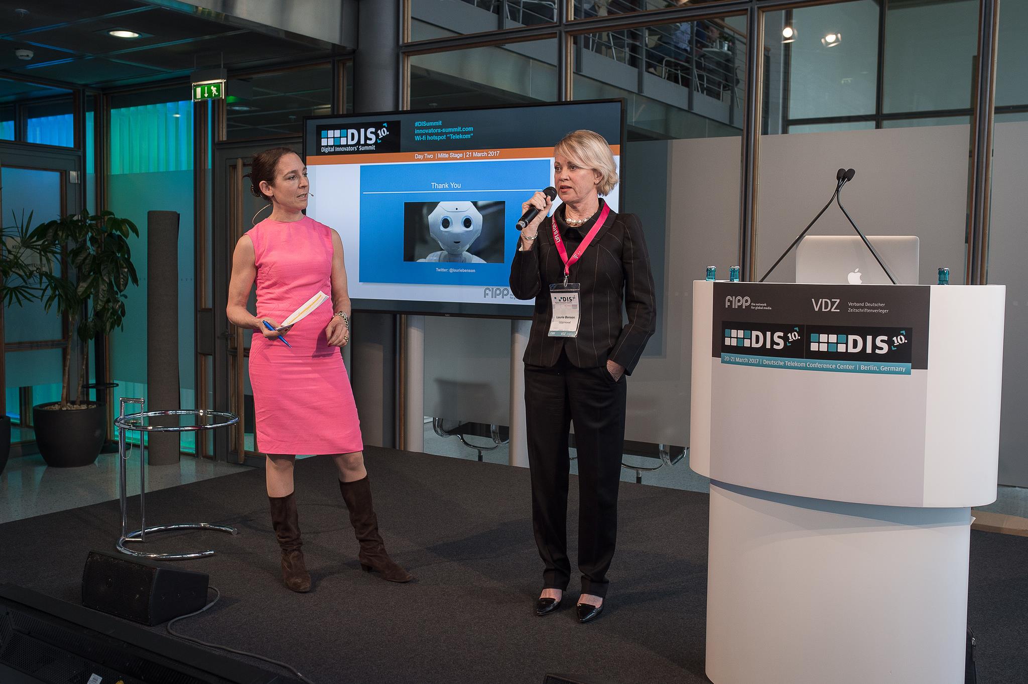 DIS Laurie benson chatbots ()