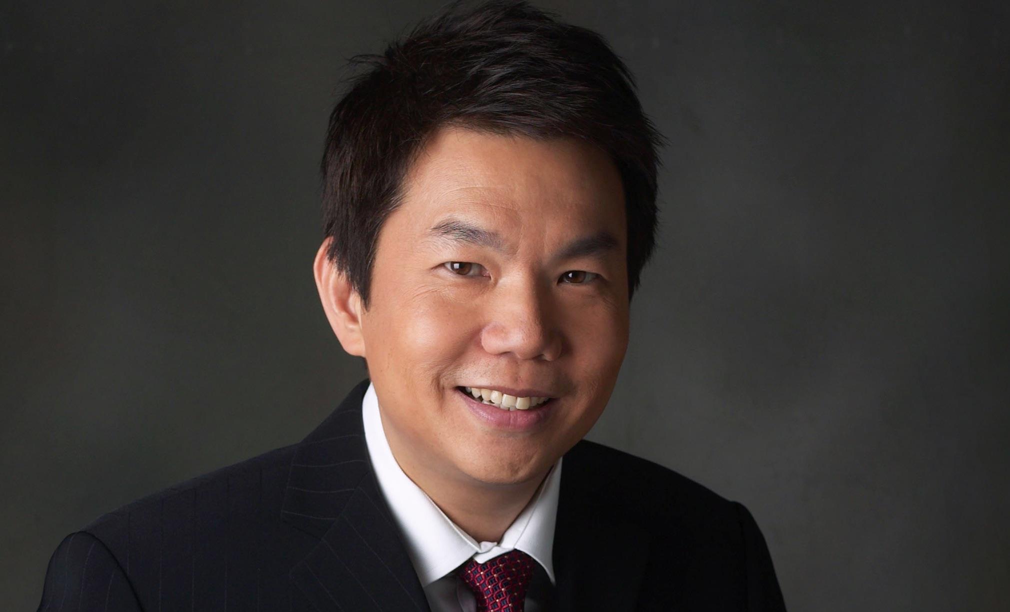 Shaun Seow cropped ()