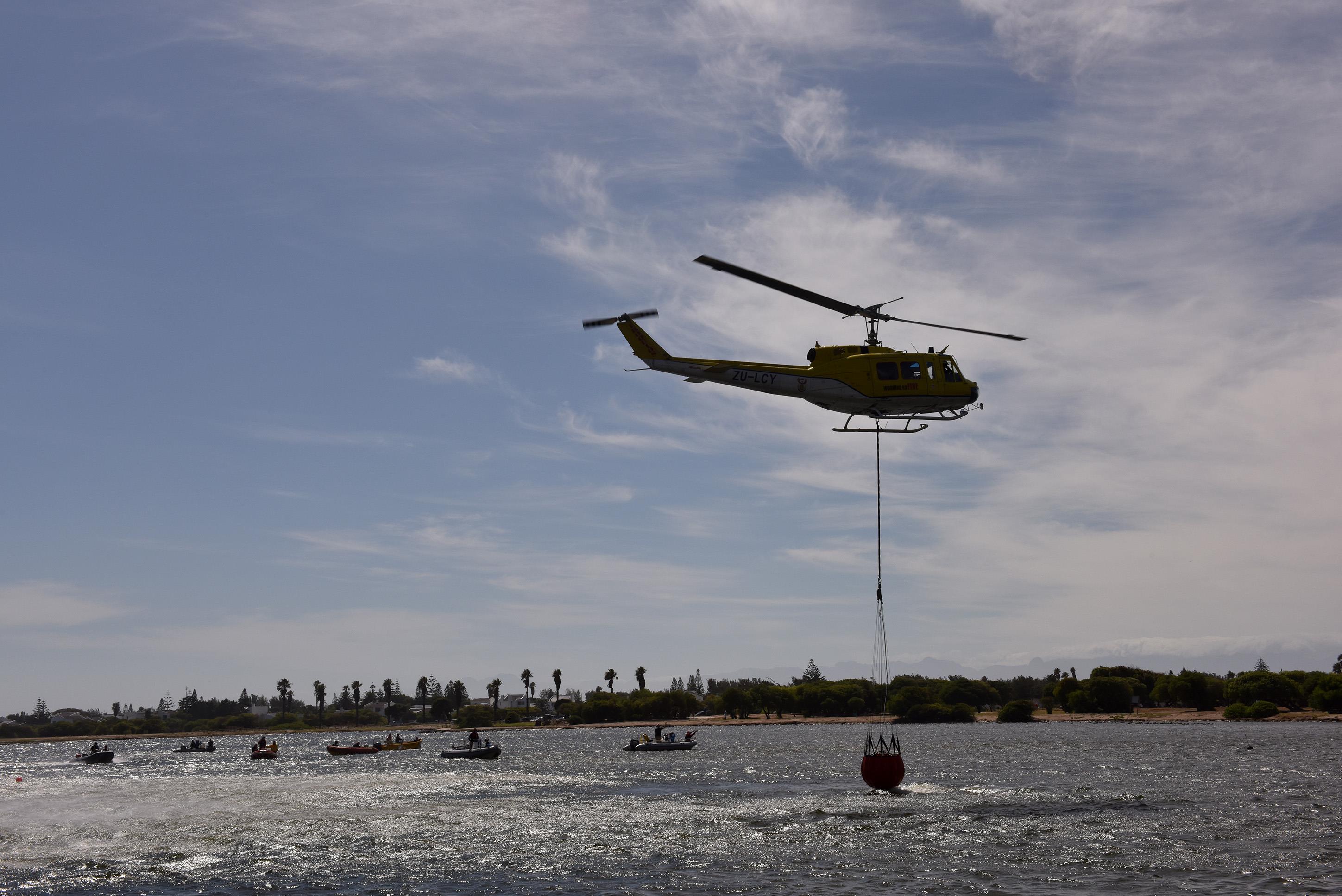 Helicopter Cape Town ()