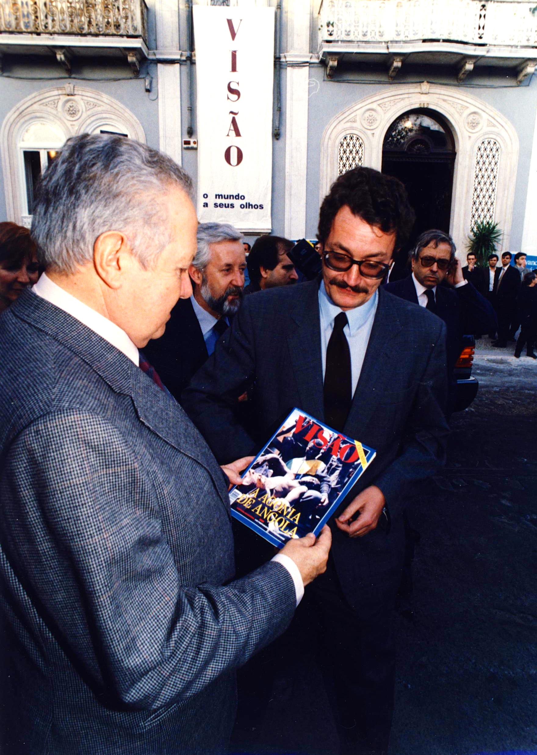 PIerre Lamuniere and Mario Soares ()