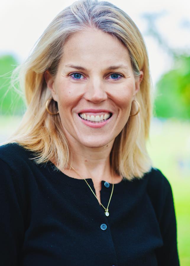 Elizabeth Bramson-Boudreau ()