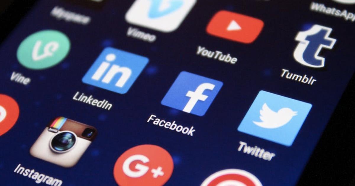 social media platforms header ()