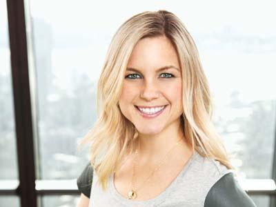 Liz Plosser ()