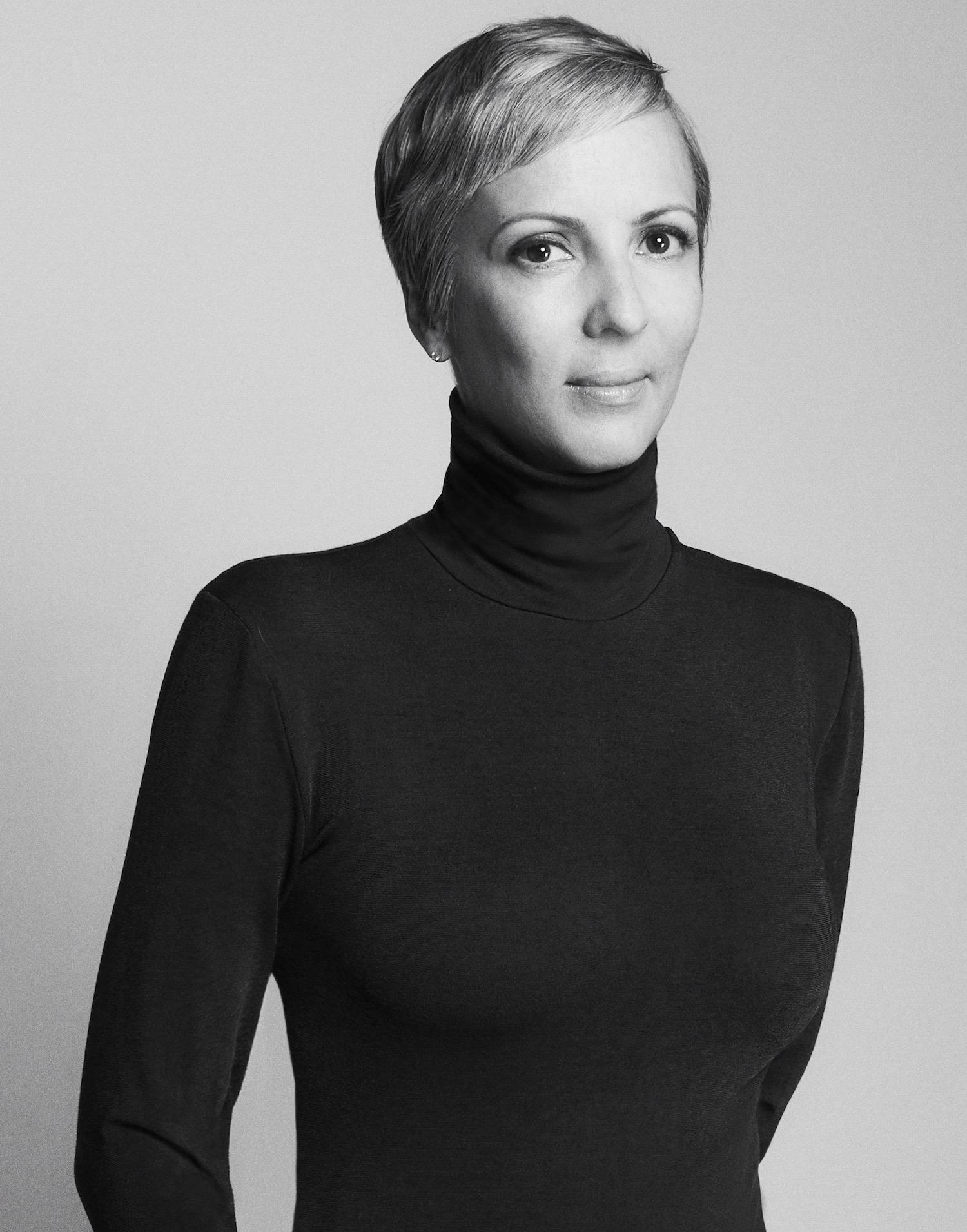 Anne-Marie Curtis ()