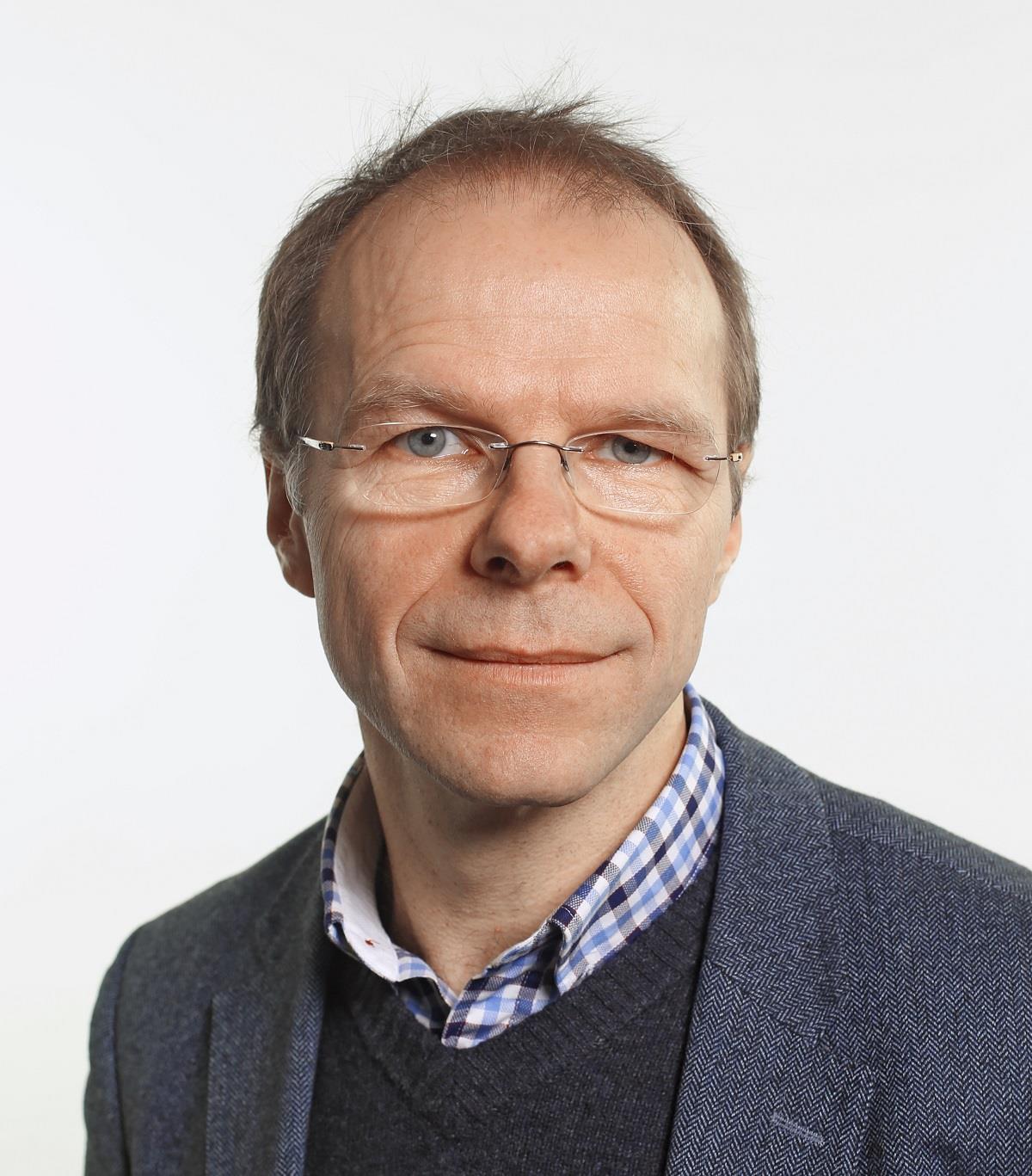 Piotr Zmelonek Polityka ()