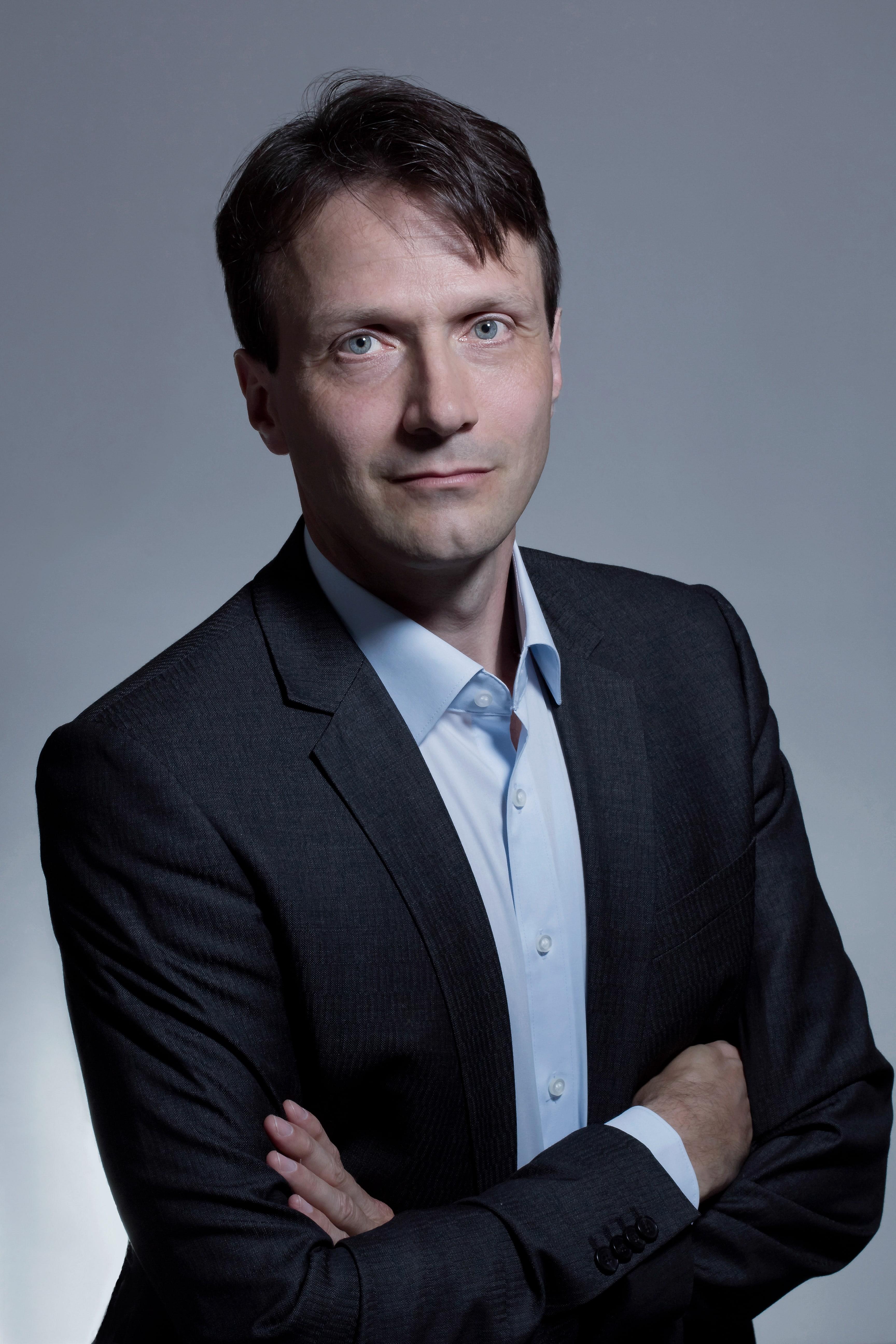 Wolfgang Blau ()