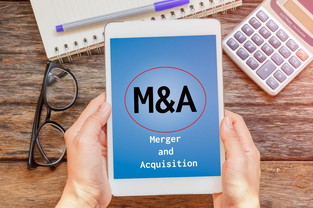 M&A ()