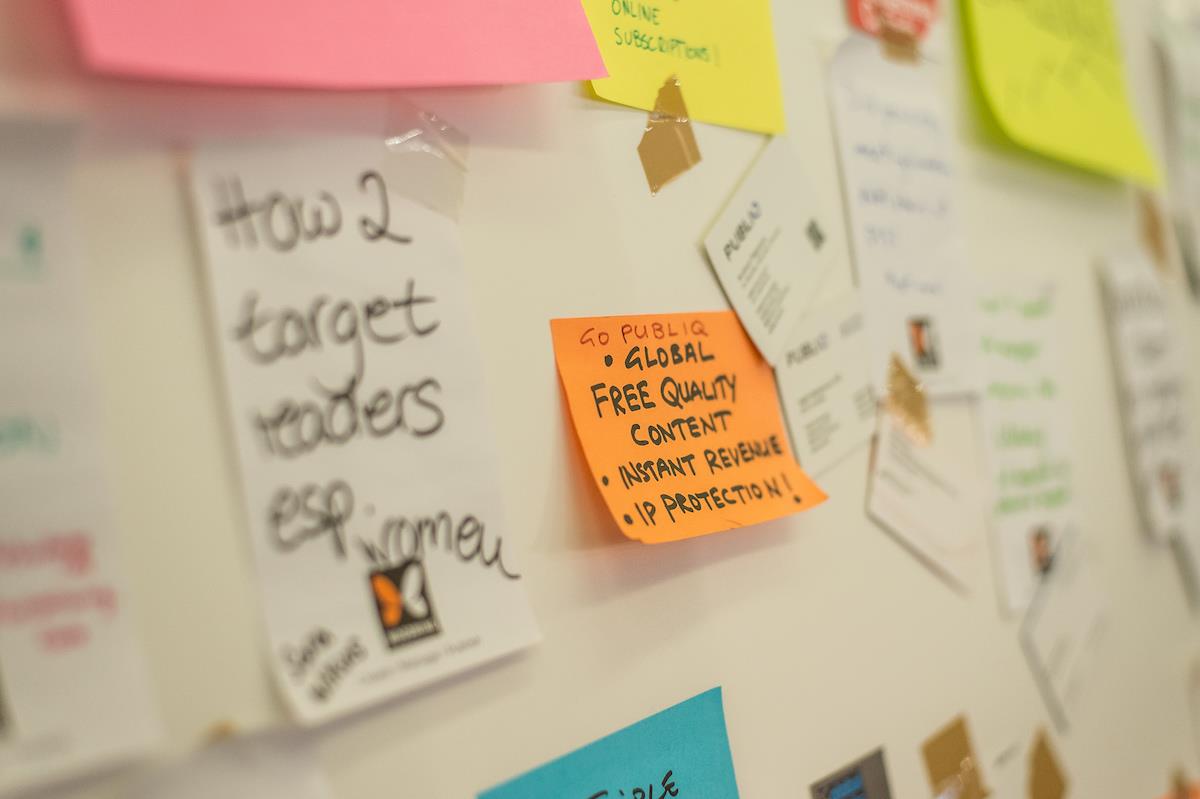 DIS highlight wall 2 ()