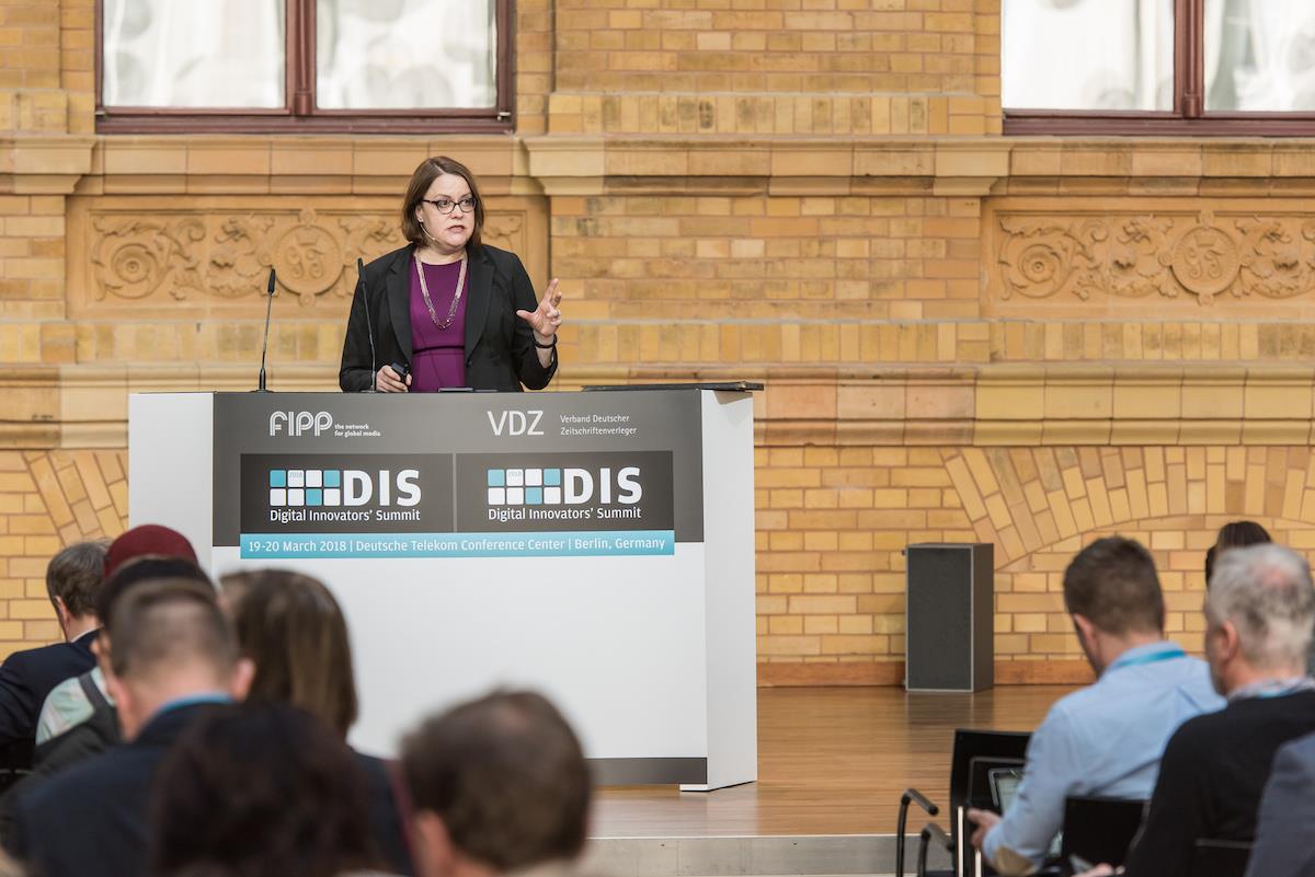 Maureen Hoch DIS 2018 ()