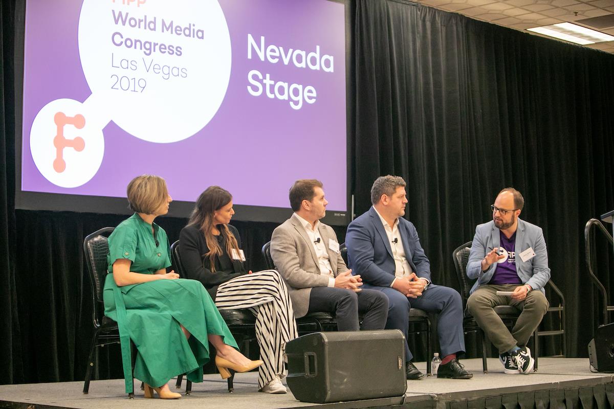 Licensing panel at Congress ()